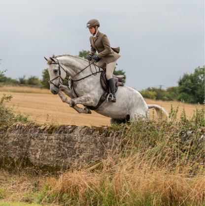 Holly Smith Hunting Equitex Saddle Pad