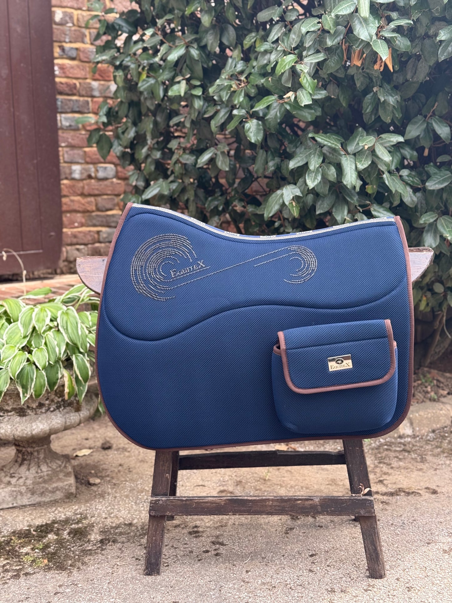 Navy & Brown